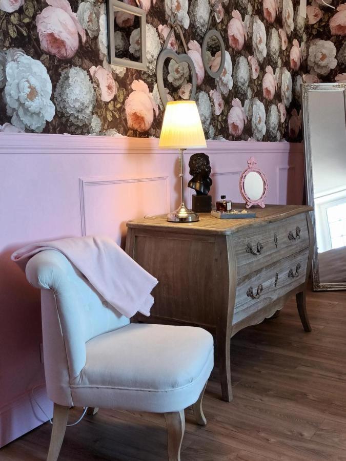 Manoir De Pierreville Audouville-la-Hubert Exteriér fotografie